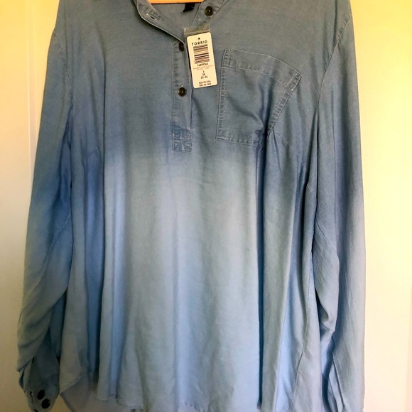 Ombré Blue Long Sleeve Button Up - Picture 1 of 2